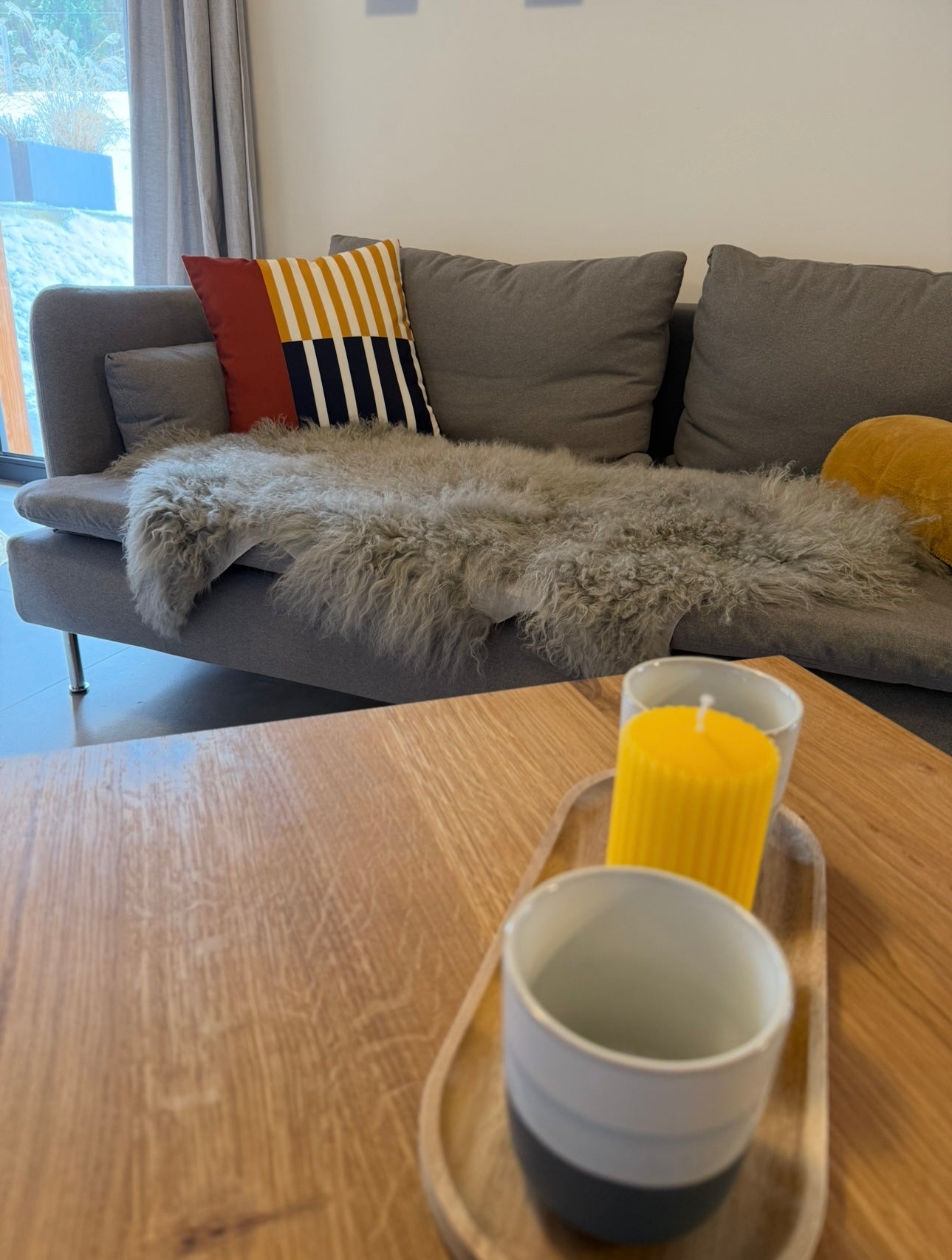 Tibet Lammfell in hellgrau