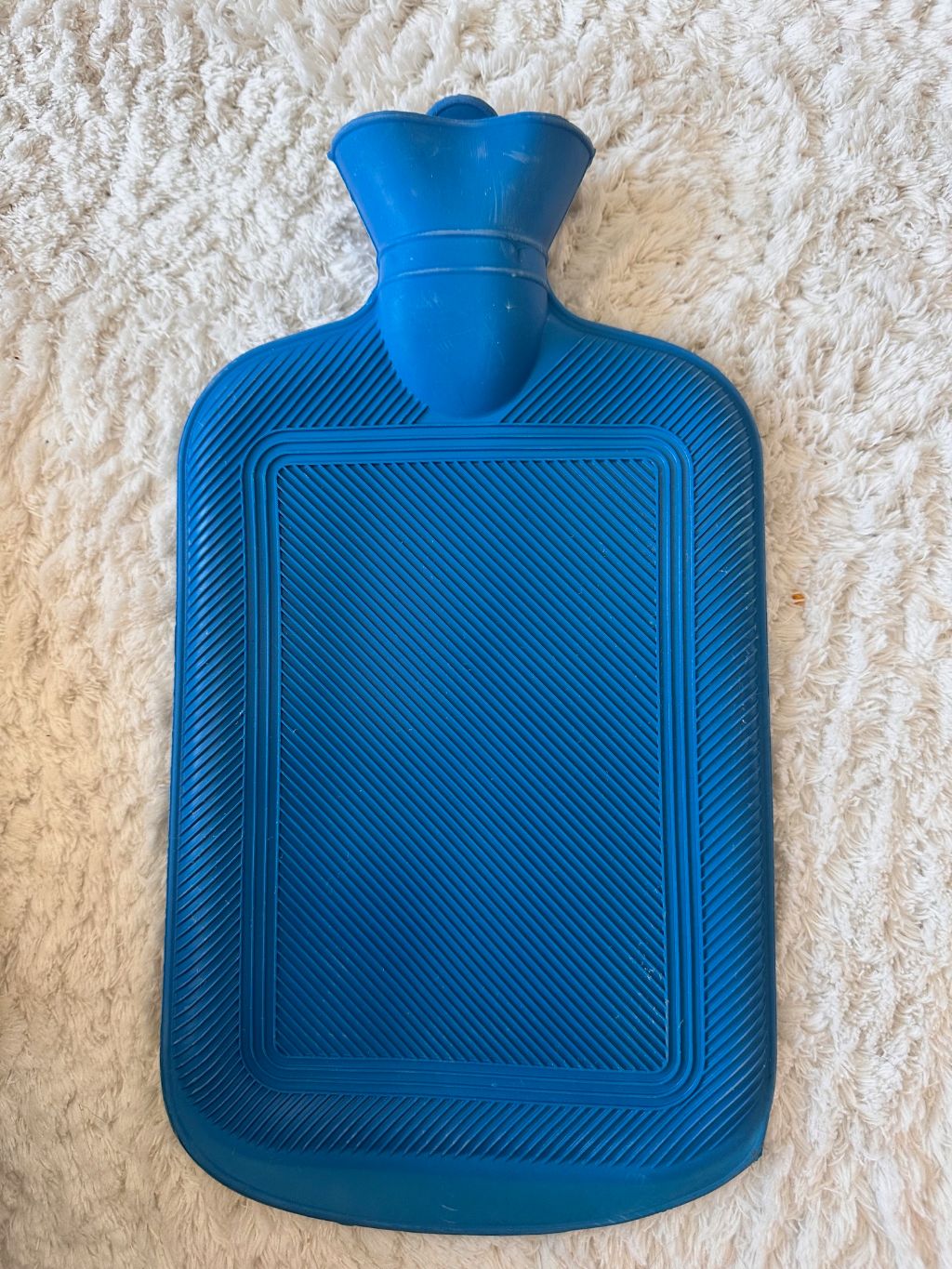 Wärmflasche Wärmflaschenbezug medizinisches Lammfell inkl. Gummiflasche– Natur pur